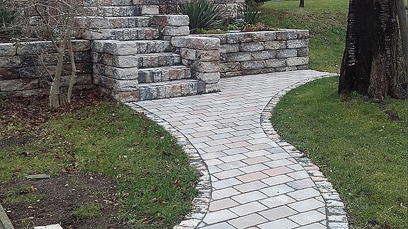 Verlegen von Betonpflaster